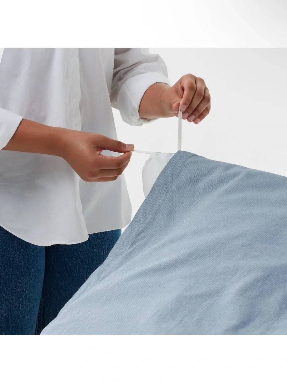 Full/Queen Cotton Linen Chambray Duvet Cover & Sham Set- Threshold